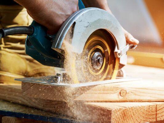The Pros and Cons of Brushless Power Tools for Home DIY Projects