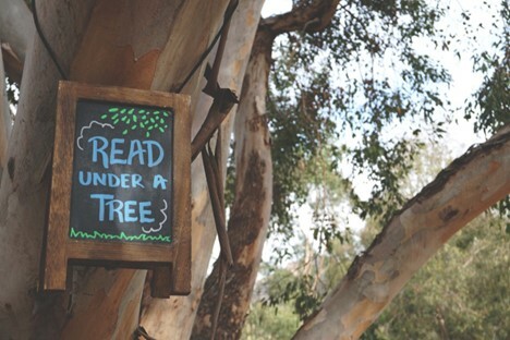 Sign Decorating Tree Sign Decorating Tree