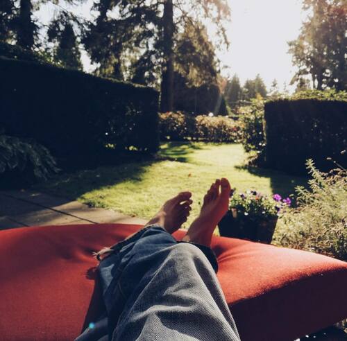 barefoot yard